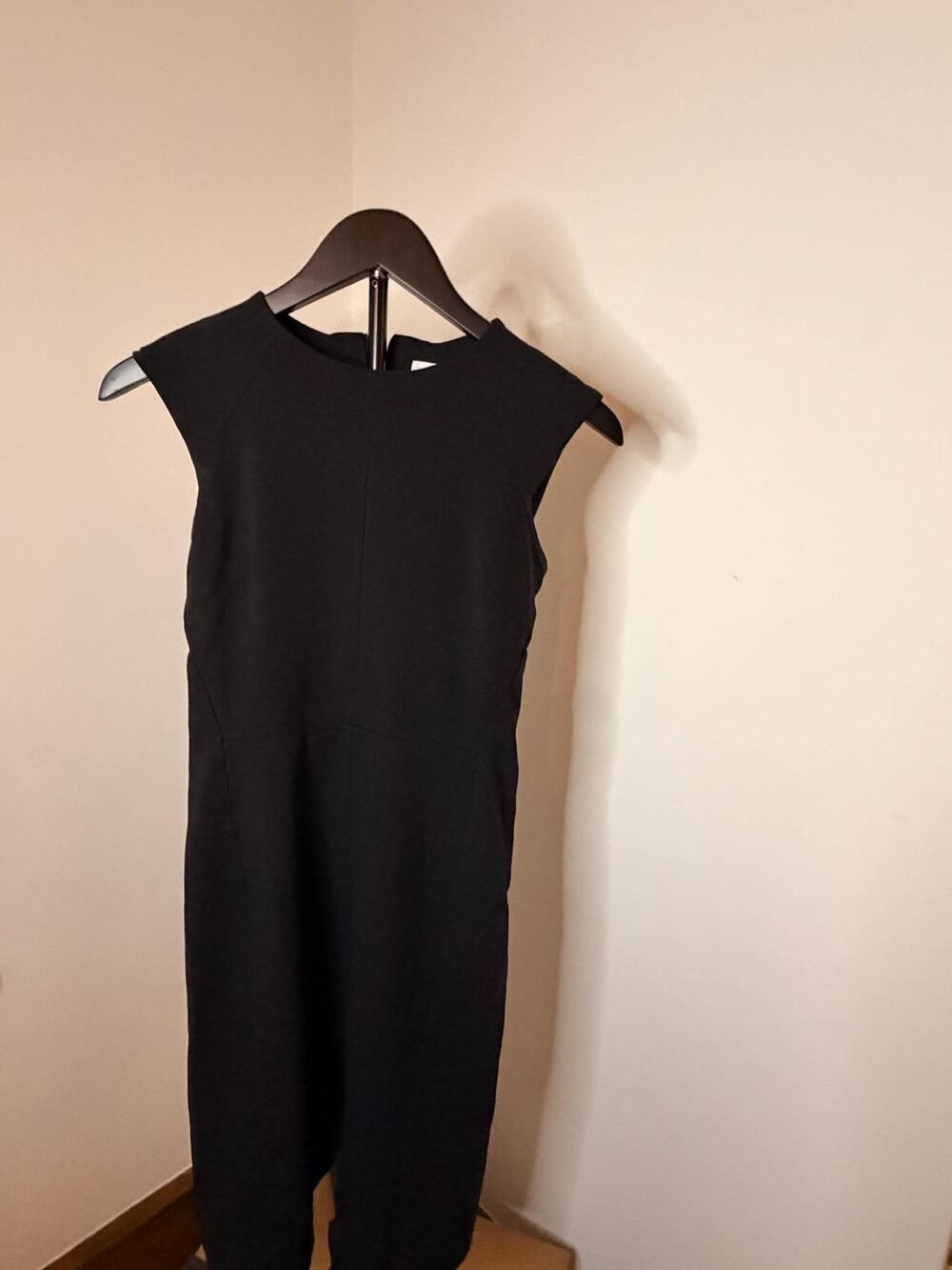 M.M.LaFleur New York Black Sleeveless Sheath Dress Women’s Size 4